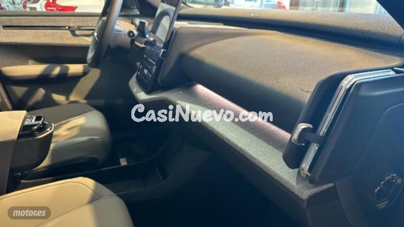 Volvo EX30 - foto 33