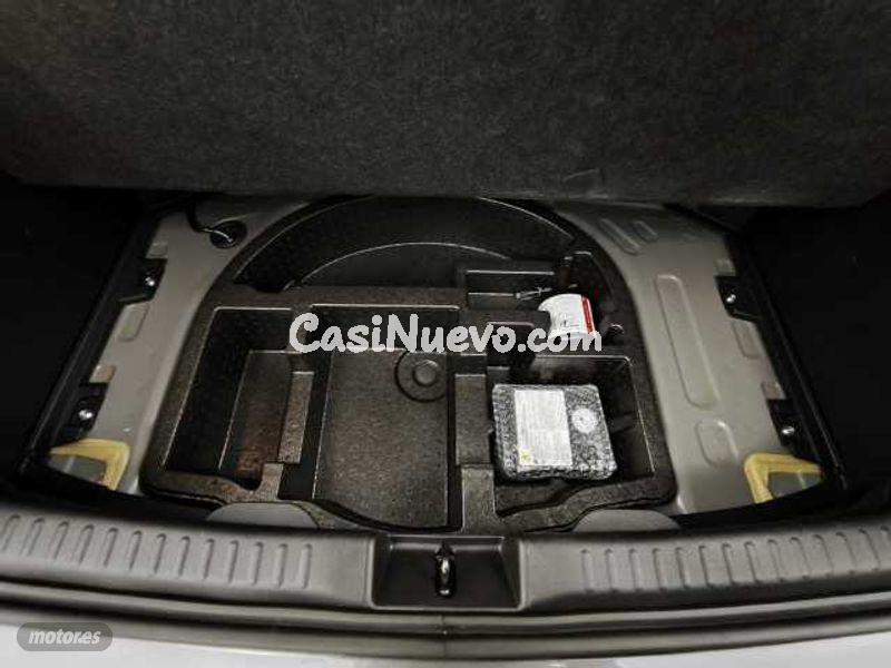 Toyota Yaris - foto 8