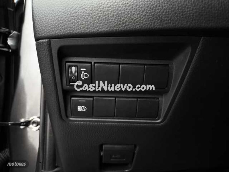 Toyota Yaris - foto 22