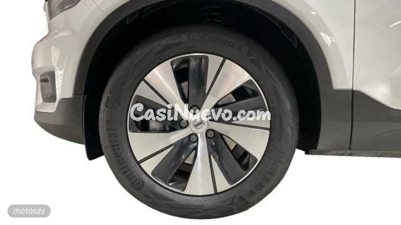 Volvo XC40 - foto 10