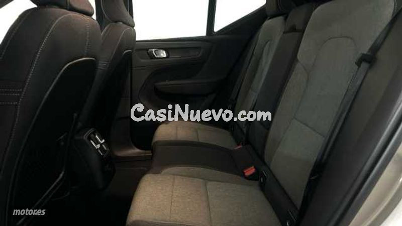 Volvo XC40 - foto 10