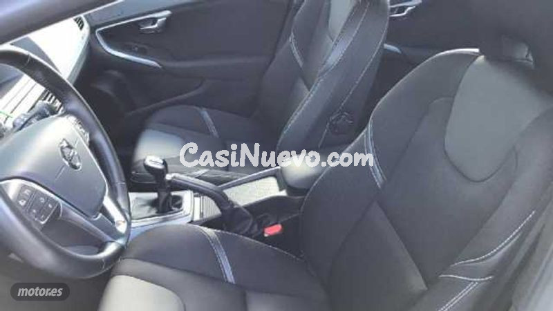 Volvo V 40 - foto 16