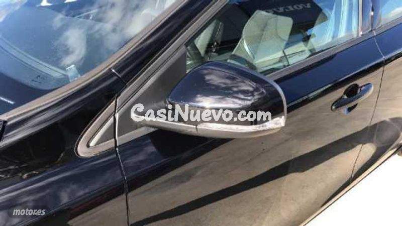 Volvo V 40 - foto 18