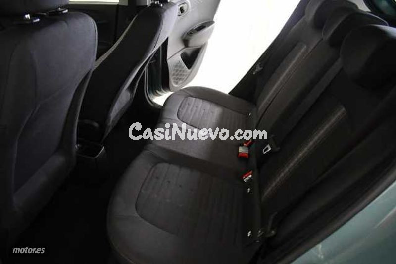 Hyundai i10 - foto 8