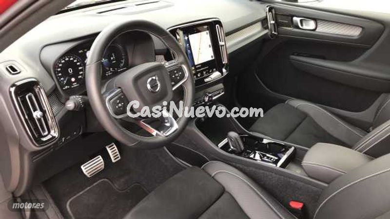 Volvo XC40 - foto 7