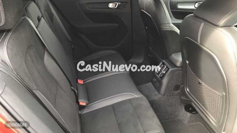 Volvo XC40 - foto 9