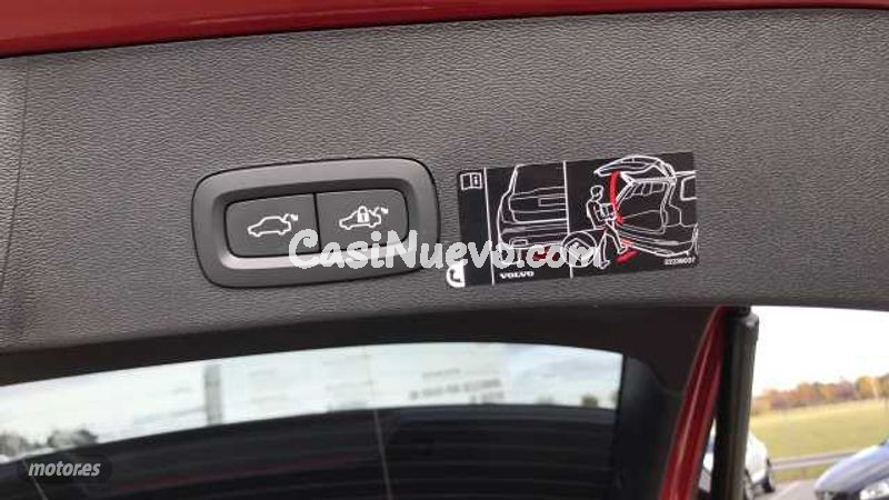 Volvo XC40 - foto 26