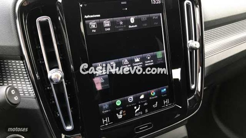 Volvo XC40 - foto 39