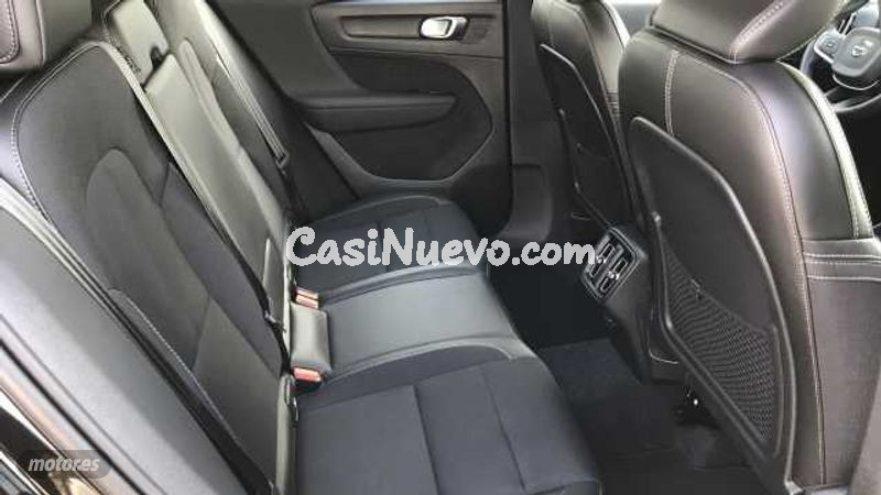 Volvo XC40 - foto 9