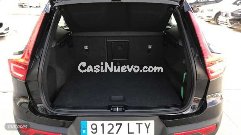 Volvo XC40 - foto 10