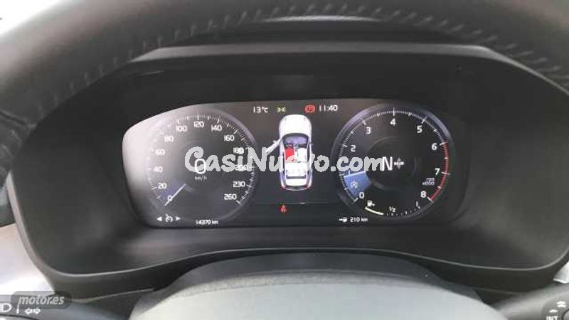 Volvo XC40 - foto 14