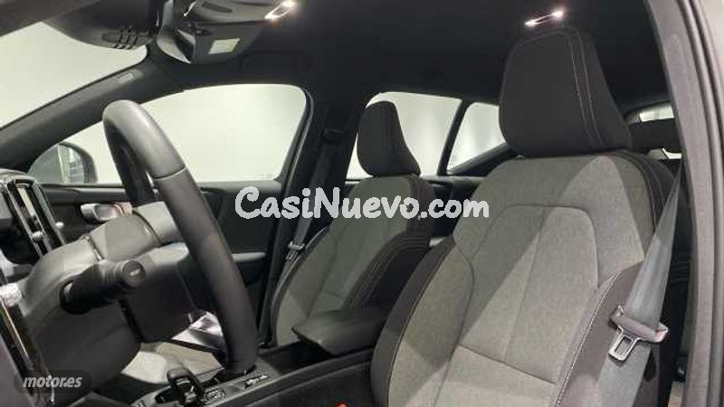 Volvo XC40 - foto 11