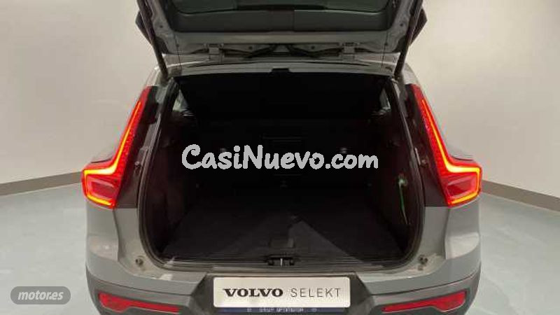 Volvo XC40 - foto 13