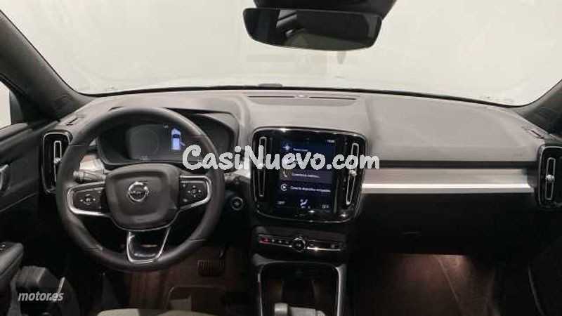 Volvo XC40 - foto 14