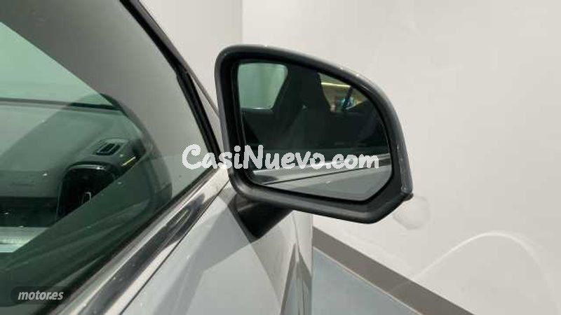 Volvo XC40 - foto 21