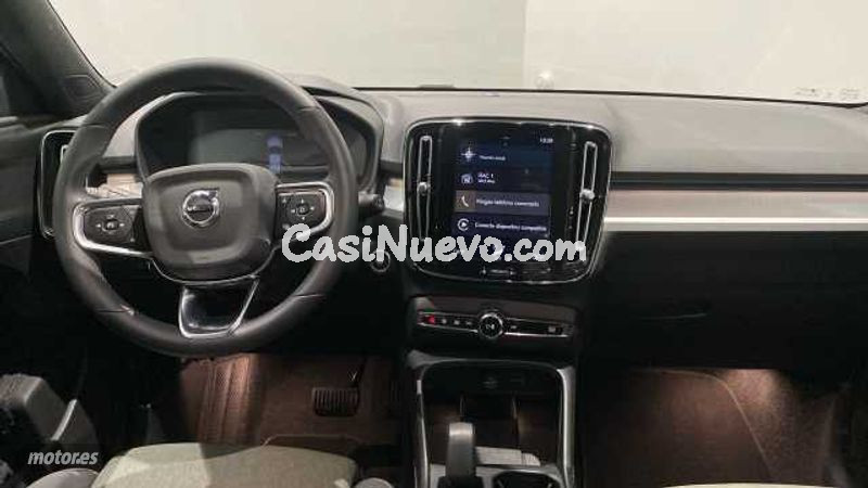 Volvo XC40 - foto 24