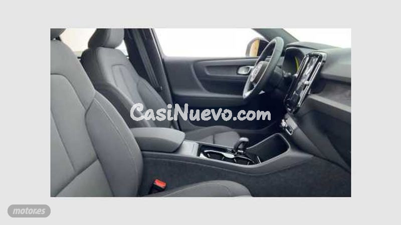 Volvo XC40 - foto 10