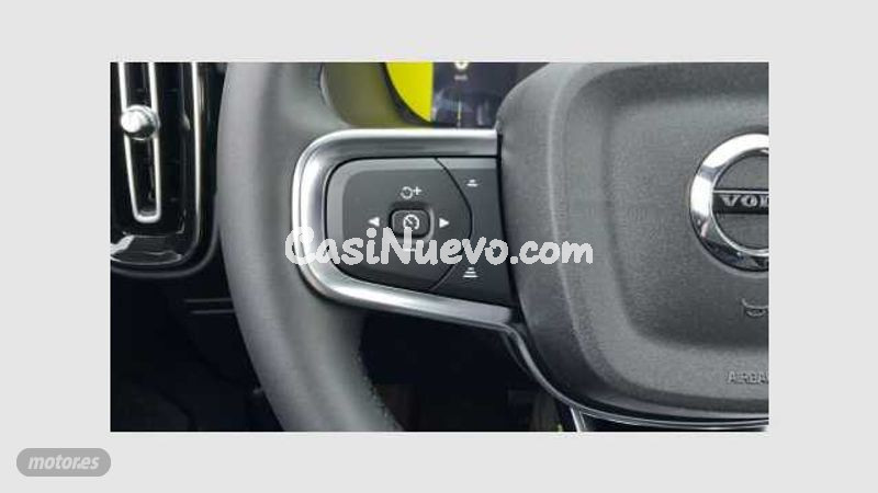 Volvo XC40 - foto 12