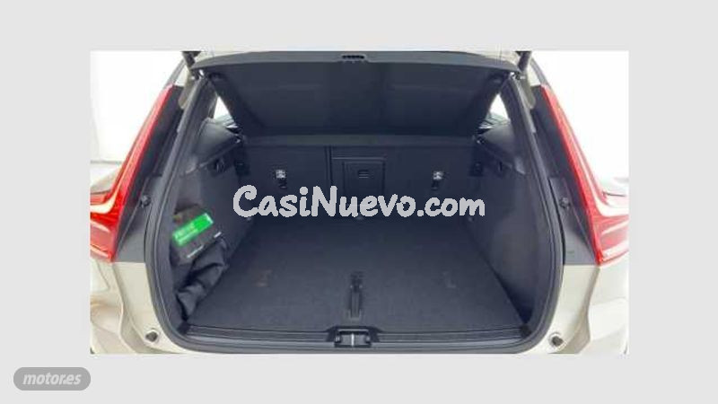 Volvo XC40 - foto 18