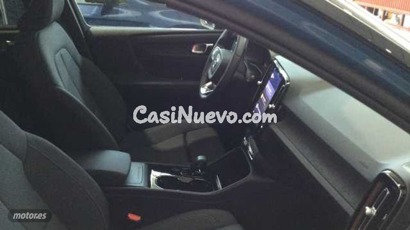 Volvo XC40 - foto 9