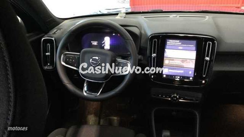 Volvo XC40 - foto 13