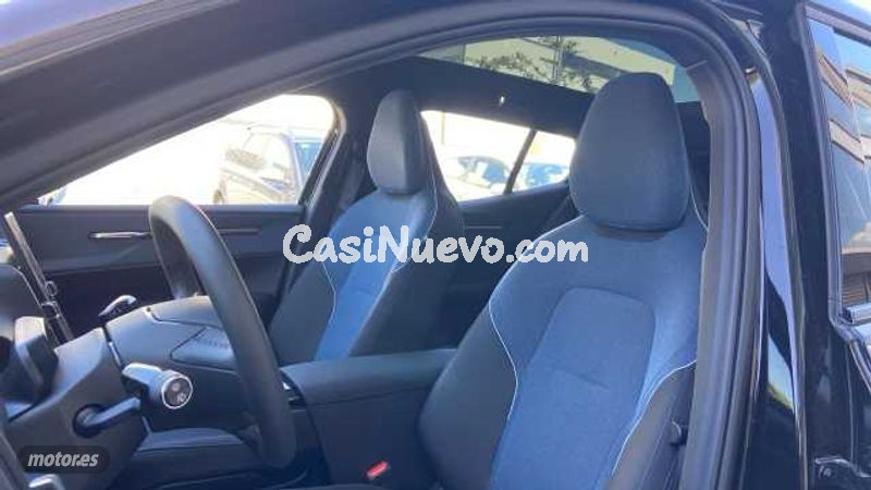 Volvo EX30 - foto 10