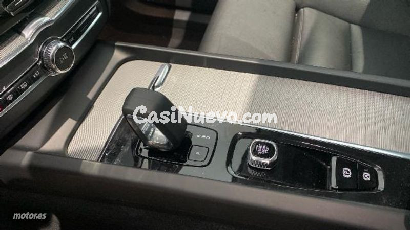 Volvo XC 60 - foto 17