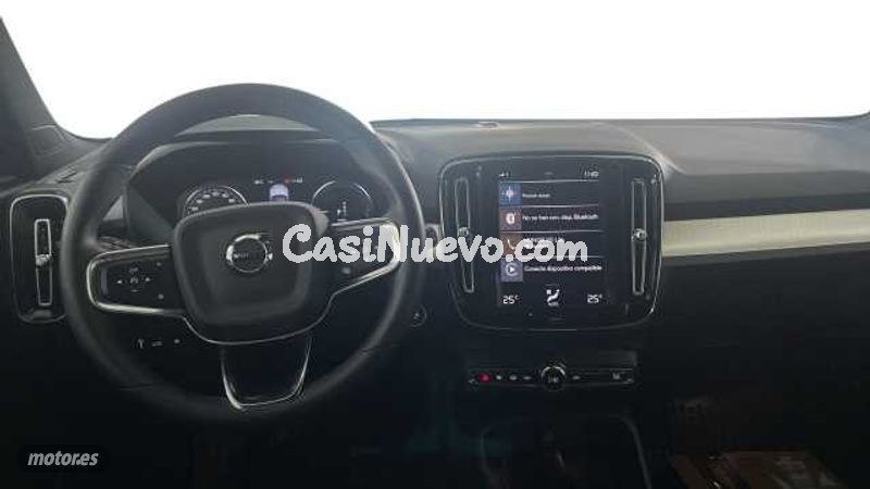 Volvo XC40 - foto 14