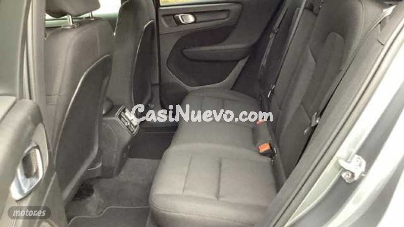 Volvo XC40 - foto 11