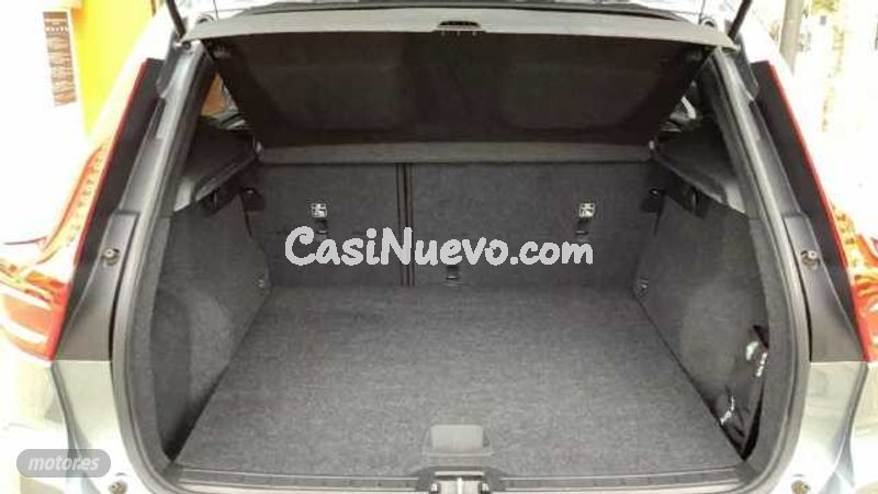 Volvo XC40 - foto 12