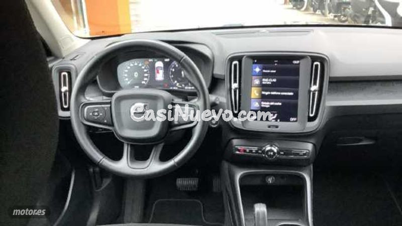 Volvo XC40 - foto 13