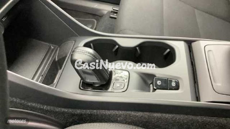 Volvo XC40 - foto 17