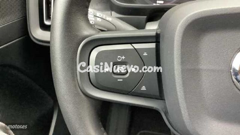 Volvo XC40 - foto 18