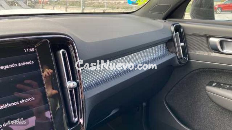 Volvo XC40 - foto 18