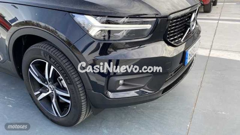 Volvo XC40 - foto 33