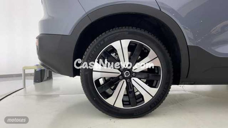 Volvo XC40 - foto 17