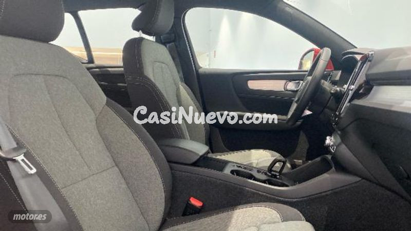 Volvo XC40 - foto 10