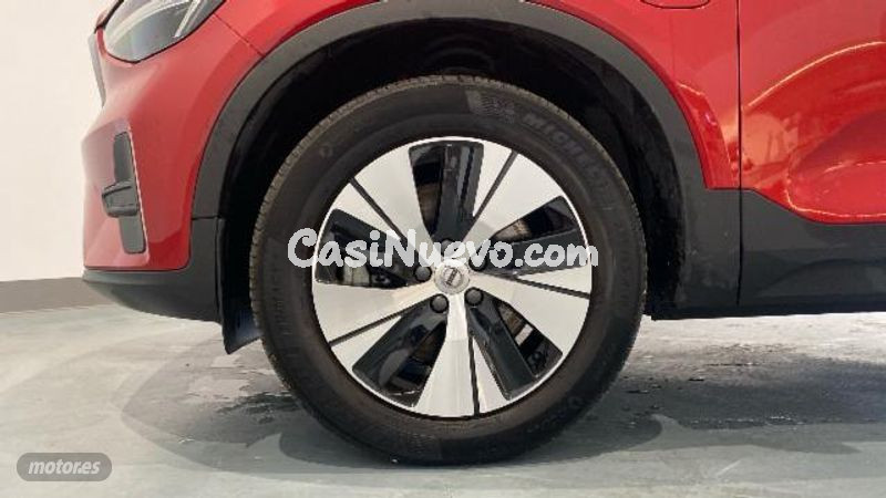 Volvo XC40 - foto 16