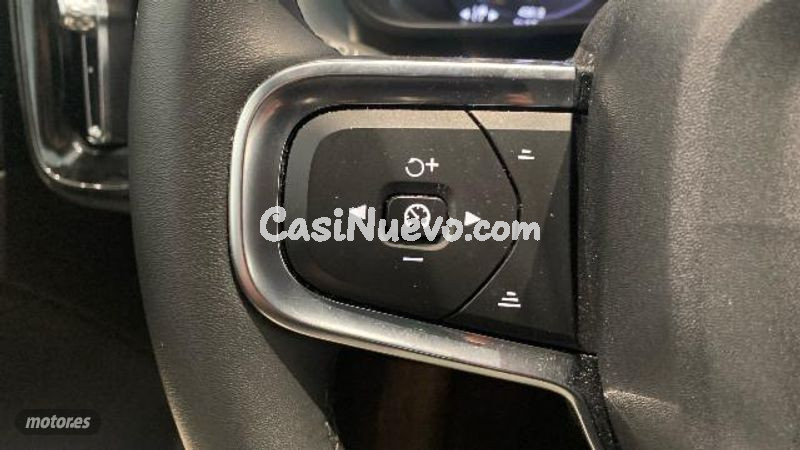 Volvo XC40 - foto 18