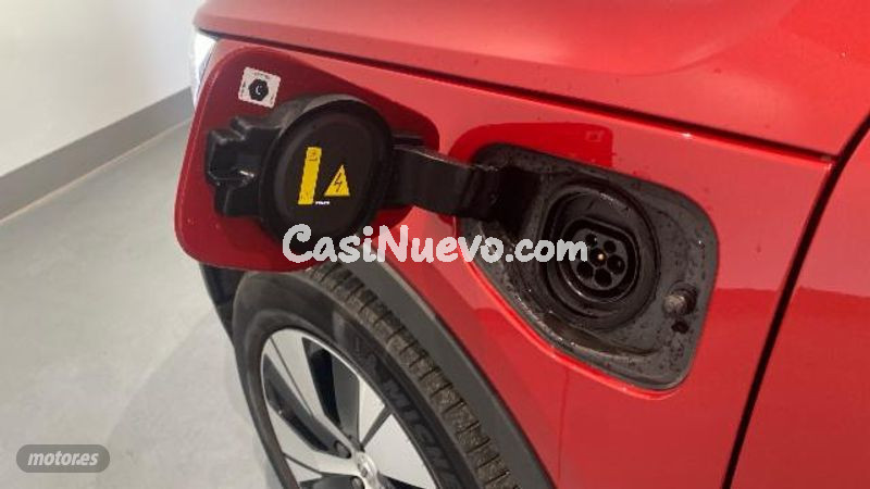 Volvo XC40 - foto 21