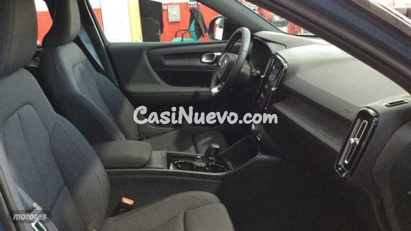 Volvo XC40 - foto 8