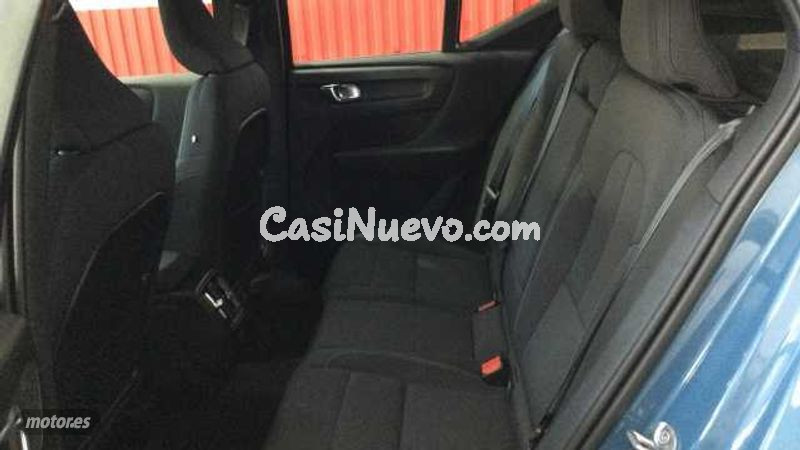 Volvo XC40 - foto 10