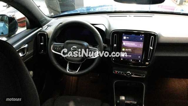 Volvo XC40 - foto 12