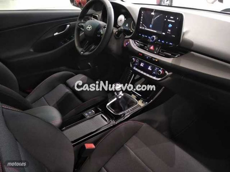 Hyundai i30 - foto 11