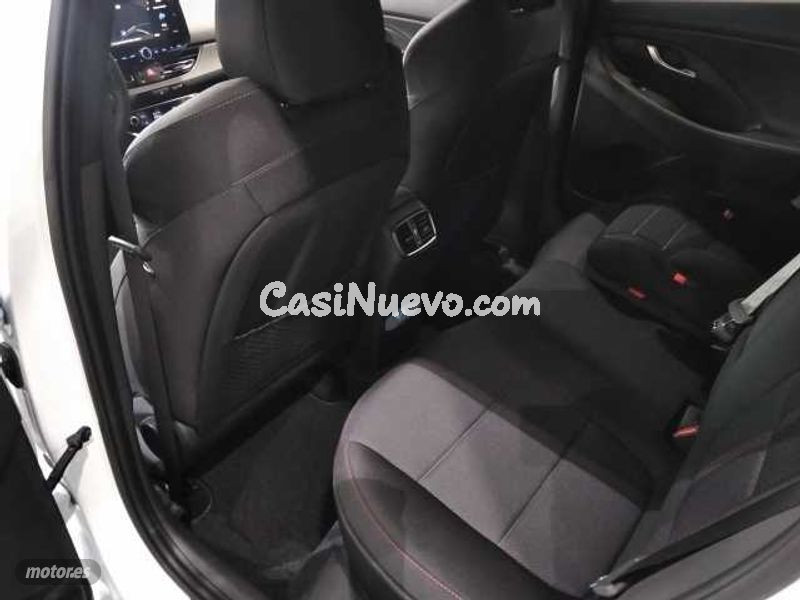 Hyundai i30 - foto 13