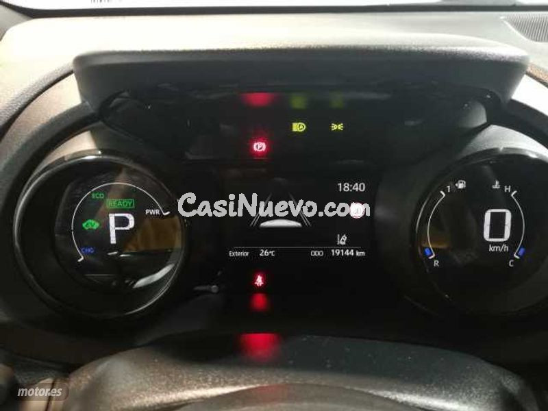 Toyota Yaris - foto 10