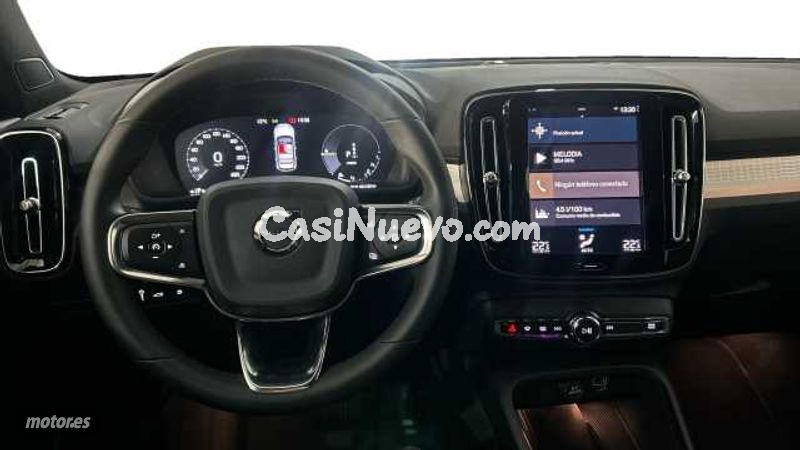 Volvo XC40 - foto 12