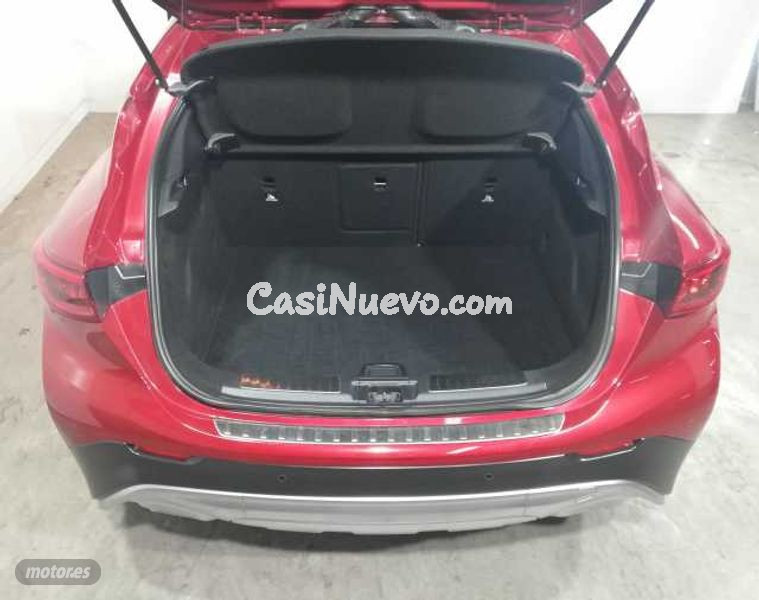 Infiniti QX30 - foto 17