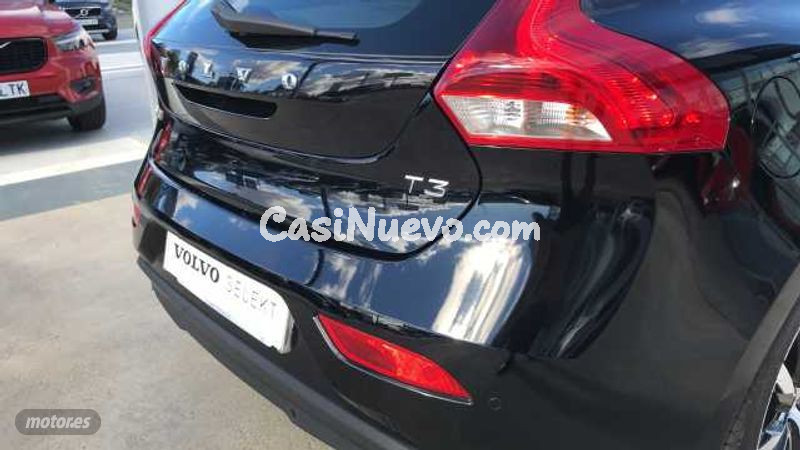 Volvo V 40 - foto 23