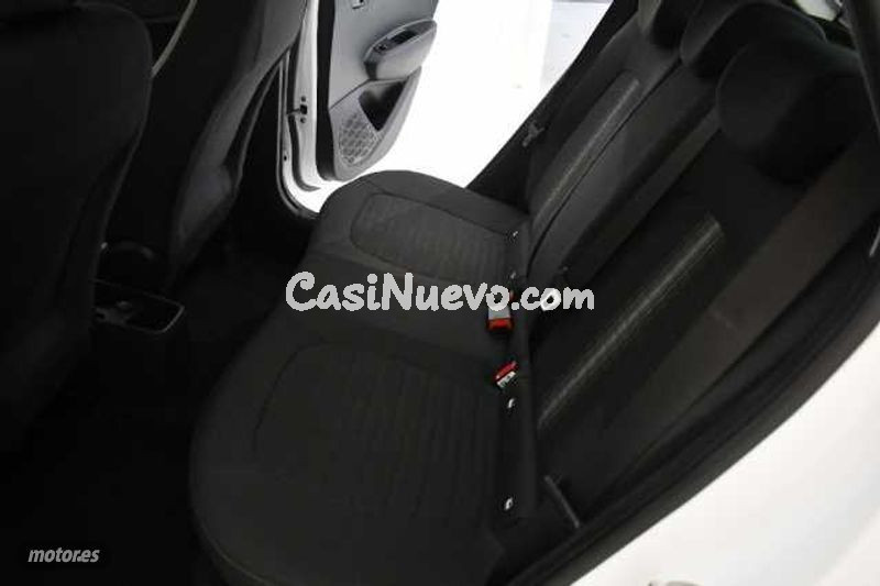 Hyundai i10 - foto 8